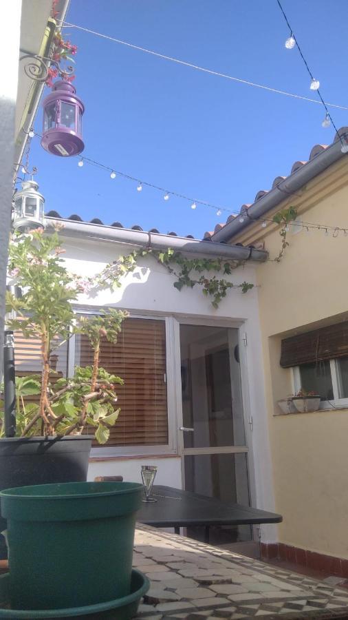 Naturalia: La Casita Con Patio Caceres Bagian luar foto